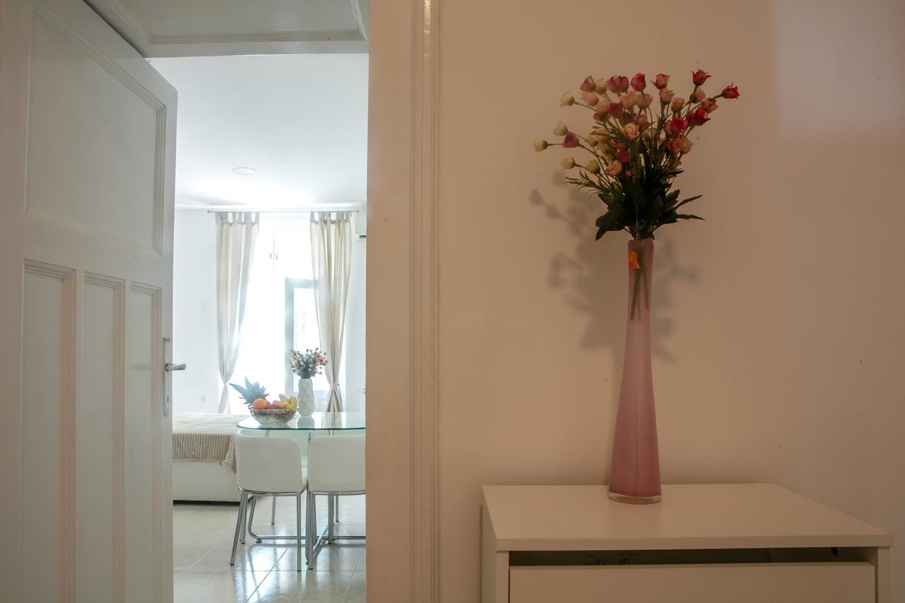 Natalie'S Apartment Beograd Bagian luar foto