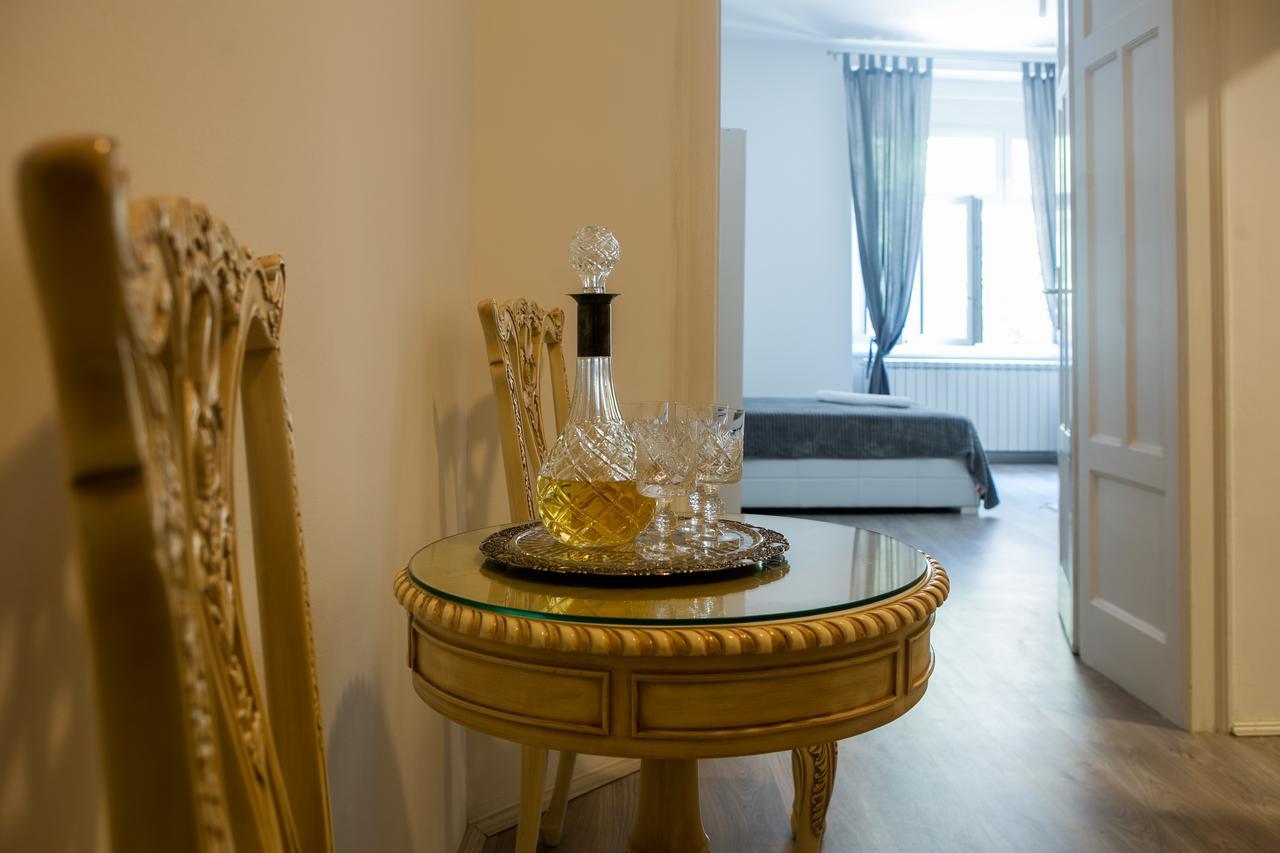 Natalie'S Apartment Beograd Bagian luar foto